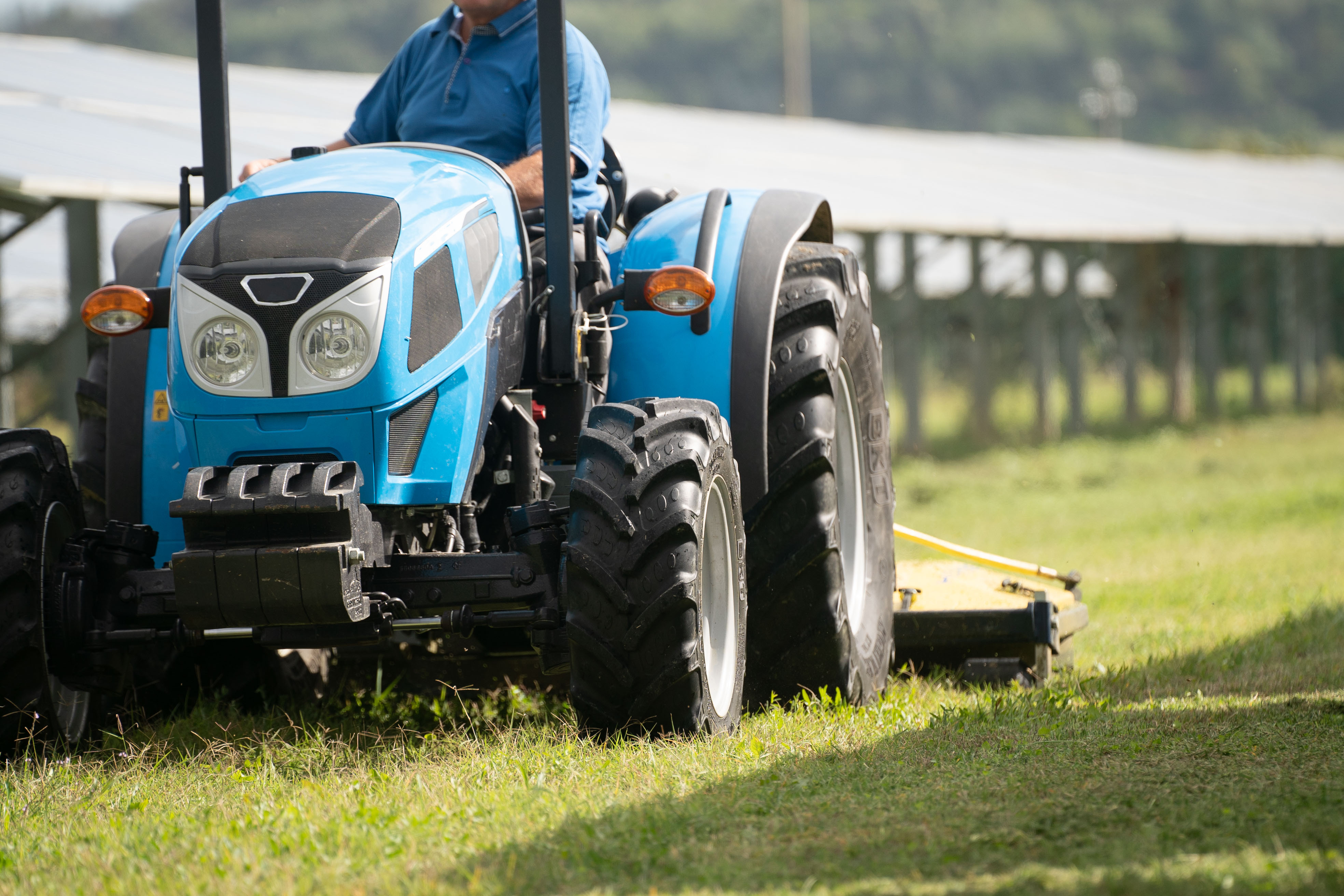 Electric or Hydrogen: Is This Really the Future of Tractors? 2